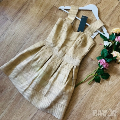 Разпродажба спешно! Нова златна златиста ластична бандажна рокля 