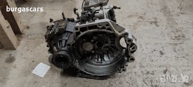 Ръчна скоростна кутия Vw Golf 1.4-75к.с. AKQ - 350лв