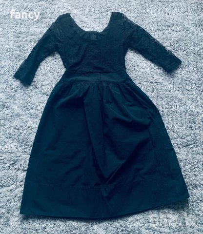 Елегантна дамска рокля 