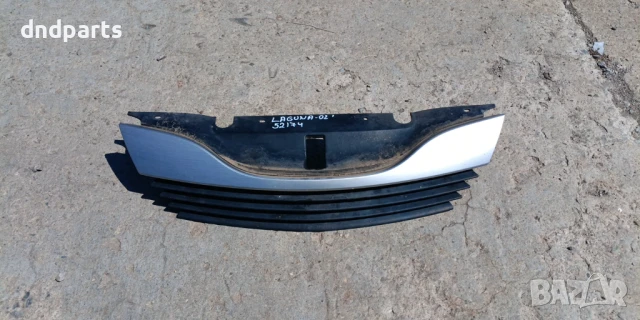 Решетка Renault Laguna 2002г.	