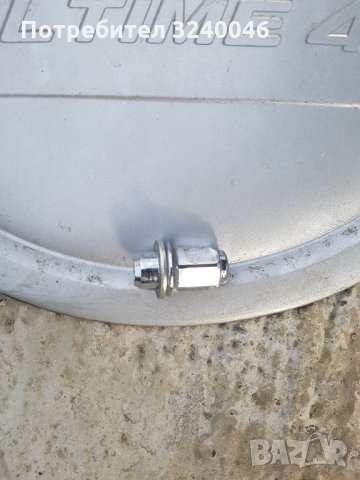 Капак за резервната гума на Тойота, снимка 3 - Аксесоари и консумативи - 35661977