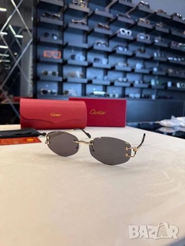 очила с черен обикновен калъф и ув защита cartier , снимка 6 - Слънчеви и диоптрични очила - 51080485
