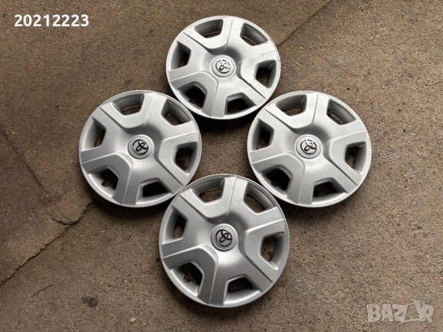 4 броя оригинални тасове за Тоyota Yaris 14, снимка 4 - Аксесоари и консумативи - 52663477