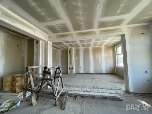 Продава жилищна сграда с търговски обекти, снимка 3 - Къщи - 40433969