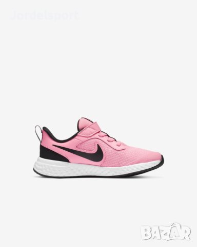 Детски маратонки Nike Revolution 5, снимка 3 - Детски маратонки - 44429988