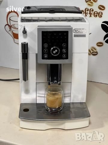 Кафемашина кафе автомат delonghı magnifica с гаранция, снимка 2 - Кафемашини - 51753240
