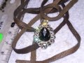 КРАСИВ ВИНТИДЖ - АРТ СРЕБРИСТ МЕДАЛЬОН с ФАСЕТИРАНИ КРИСТАЛИ и ШНУРЧЕ от ВЕЛУР 21232, снимка 9