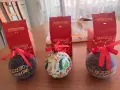 комплект от 3 броя уникални, ръчно декорирани коледни играчки за елха с марката Brandani., снимка 1