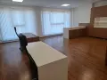 голям офис в бизнес сграда, снимка 4