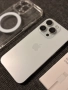 iPhone 15 Pro 256GB White titanium без забележка, със зарядно и калъф, снимка 2