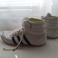 Високи маратонки-Adidas, снимка 4 - Маратонки - 33790055