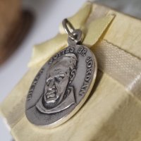 Vintage сребърна висулка Diener Gott Brother Jordan, снимка 4 - Колиета, медальони, синджири - 41793671