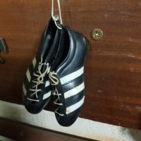Стар сувенир футболни обувки за огледалото на москвича., снимка 2 - Други ценни предмети - 41983090