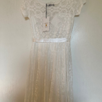 Нова официална бяла рокля с етикет, снимка 3 - Рокли - 44775964
