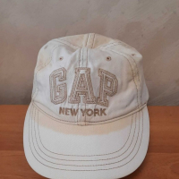 Gap-One Size--Чисто Нова, снимка 2 - Шапки - 36477705