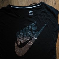Nike Women's Signal Metallic T-Shirt - страхотна дамска тениска КАТО НОВ, снимка 4 - Тениски - 35733797