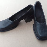 Дамски обувки , снимка 1 - Дамски ежедневни обувки - 44825659