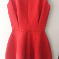 Червена рокля , снимка 1 - Рокли - 34422573