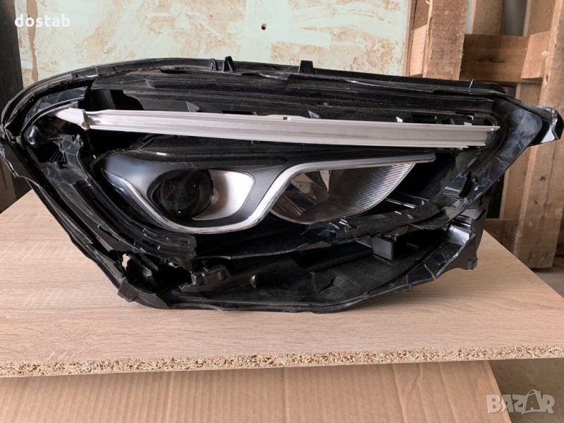 Фар за Мерцедес/Mercedes GLA W247, снимка 1