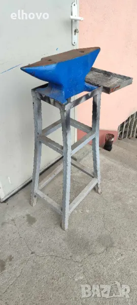 Наковалня със стойка, снимка 1