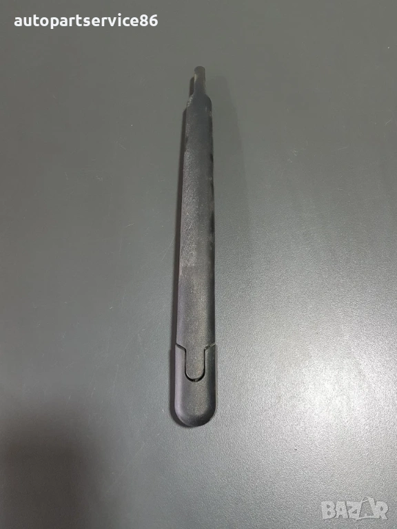 Рамо на мотора на чистачката на багажника за KIA Carnival 2.9 CRDi (2008), снимка 1