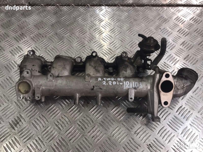 Всмукателни колектори Nissan Almera Tino,2.2Di,2000г., снимка 1