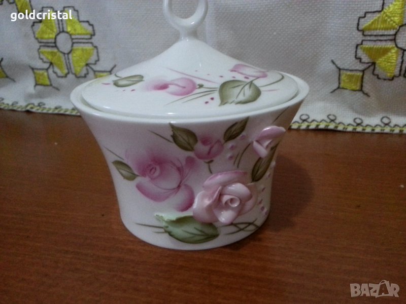 Български костен порцелан Бононя захарница , снимка 1