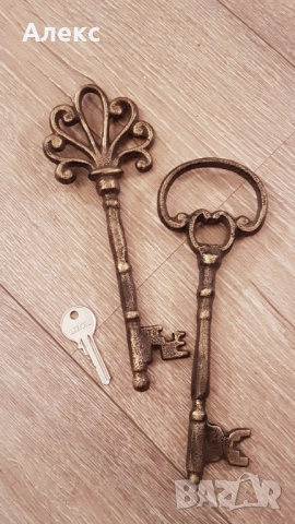 Масивен чугунен ключ–20см