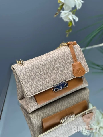 чанти michael kors , снимка 17 - Чанти - 51293846