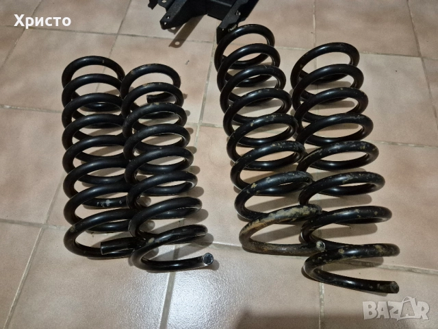 Пружини ЦЛК CLK W208 200 Kompressor, снимка 2 - Части - 51896069