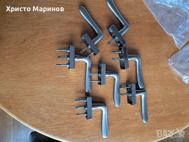 Дръжки за дограма, врати и прозорци, снимка 2 - Други стоки за дома - 52365634