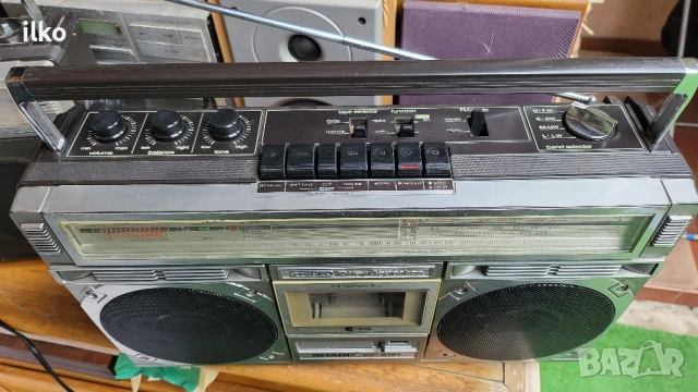 SHARP GF-6161, снимка 8 - Радиокасетофони, транзистори - 52017270