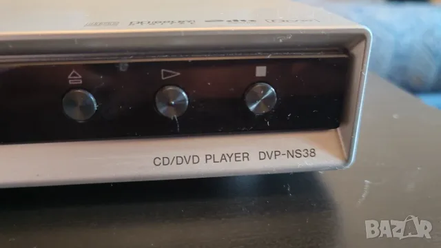 Sony DVP-NS38 DVD player с оригинално дистанционно + SCART-6RCA кабел, снимка 2 - Плейъри, домашно кино, прожектори - 56234223