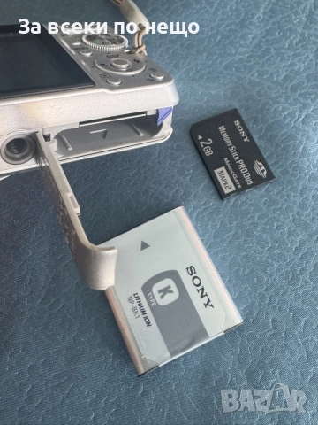 Цифров фотоапарат Sony CyberShot DSC-S750 , 7.2MP , 3x Zoom ,  Sony DSC-S750, снимка 8 - Фотоапарати - 56229084