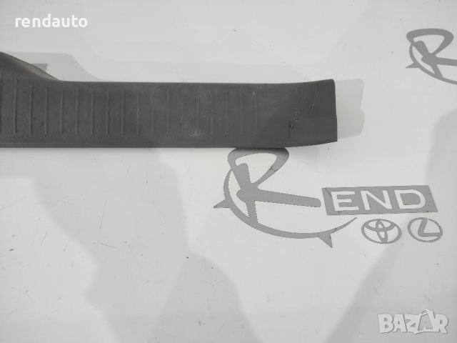 Задна дясна интериорна кора праг Toyota Avensis Verso 2001-2009 67917-44030, снимка 2 - Части - 44728600