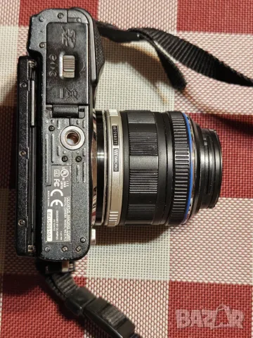 Безогледален Olympus PEN E-PL5 с обектив M.Zuiko 14-42mm, снимка 4 - Фотоапарати - 56260579