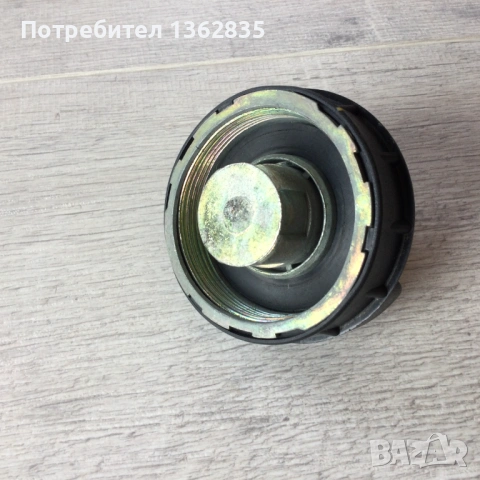 НОВА заключваща се капачка за резервоар за гориво Жигули / Лада / ВАЗ, снимка 8 - Аксесоари и консумативи - 53096978