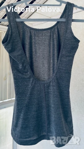 Спортен потник NIKE с открит гръб оригинал, снимка 4 - Потници - 51044855