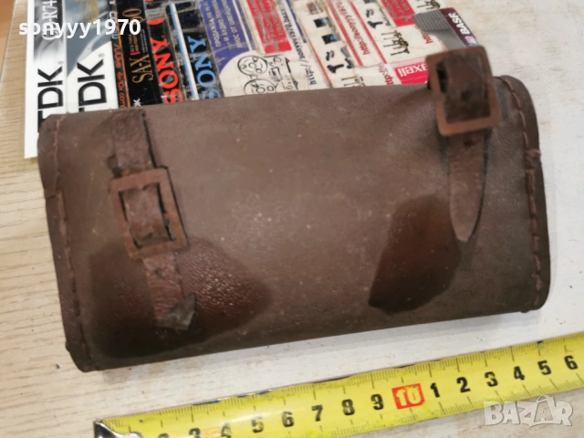 СТАРА КОЖЕНА ЧАНТА ЗА КОЛЕЛО-АНТИКА 1401261601, снимка 12 - Антикварни и старинни предмети - 53097870