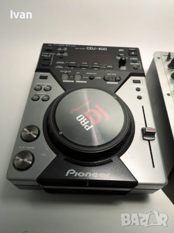 DJ сет 2x плеъра Pioneer CDJ-400 + миксер Behringer VMX 200 + кейс, снимка 5 - Ресийвъри, усилватели, смесителни пултове - 53327576