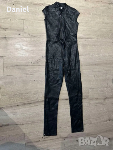 Спортно-елегантен кожен гащеризон