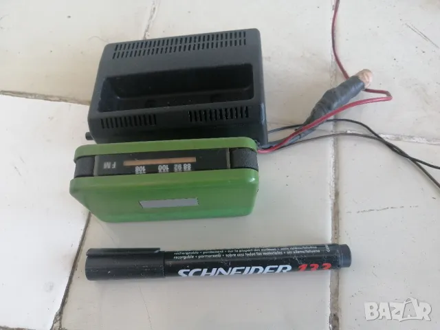 Ретро FM радио за кола, на 12V, снимка 7 - Радиокасетофони, транзистори - 47417908