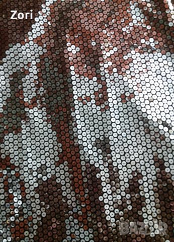 УНИКАЛНА мини парти рокля, цялата в сребристи пайети , снимка 2 - Рокли - 41243298