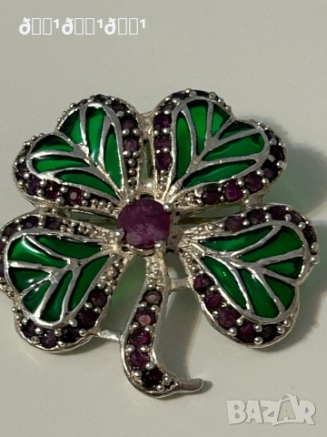 Невероятно красиво бижу! Сребърен медальон/ брошка детелина с емайл и естествени рубини , снимка 5 - Колиета, медальони, синджири - 52849694