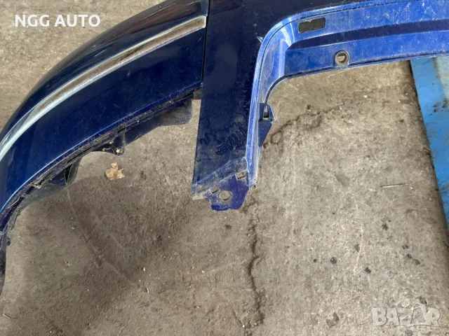 Предна броня за Фолксваген Пасат 5.5 Седан, VW Passat 5.5 Sedan, снимка 2 - Части - 47920439