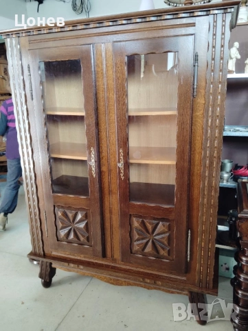 Витрина в баски стил