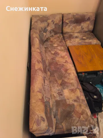 Продавам кухненски ъглов диван , снимка 1