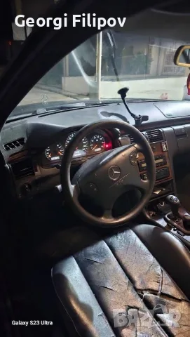 ПРОДАВА СЕ: MERCEDES-BENZ E250 ЧИСТ ДИЗЕЛ 1997, снимка 4 - Автомобили и джипове - 55955949