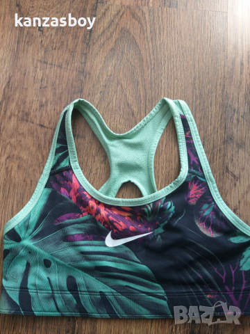 nike - страхотно спортно бюстие КАТО НОВО, снимка 3 - Корсети, бюстиета, топове - 36374348