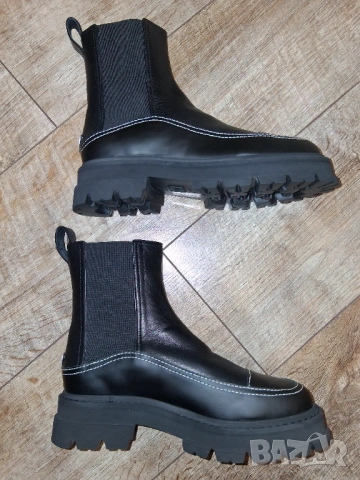  н.37 боти Armani, снимка 5 - Дамски боти - 53265662